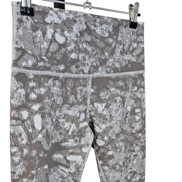 Lululemon Wunder Under Hi-Rise Crop 23" Full-On Luxtreme Size 6 Starlight Grey - Picture 3 of 8